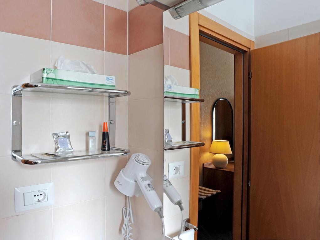 Tuscia Hotel Viterbo Habitación foto